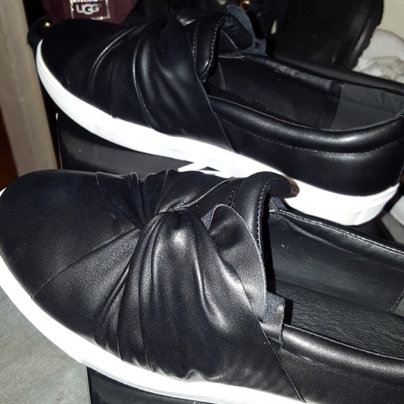 New Ruffle Slip-Ons - Picture 3 of 4